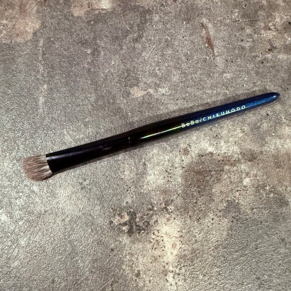 BOBO/CHIKUHODO FUDE EYESHADOW BRUSH - Picture 1 of 3